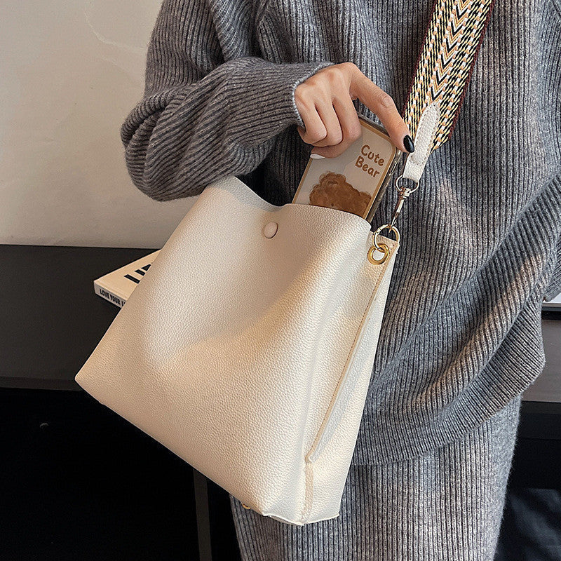 Montelise | Crossbody Bucket Bag