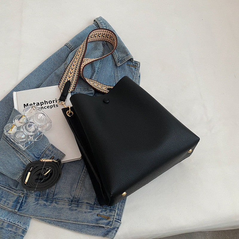 Montelise | Crossbody Bucket Bag