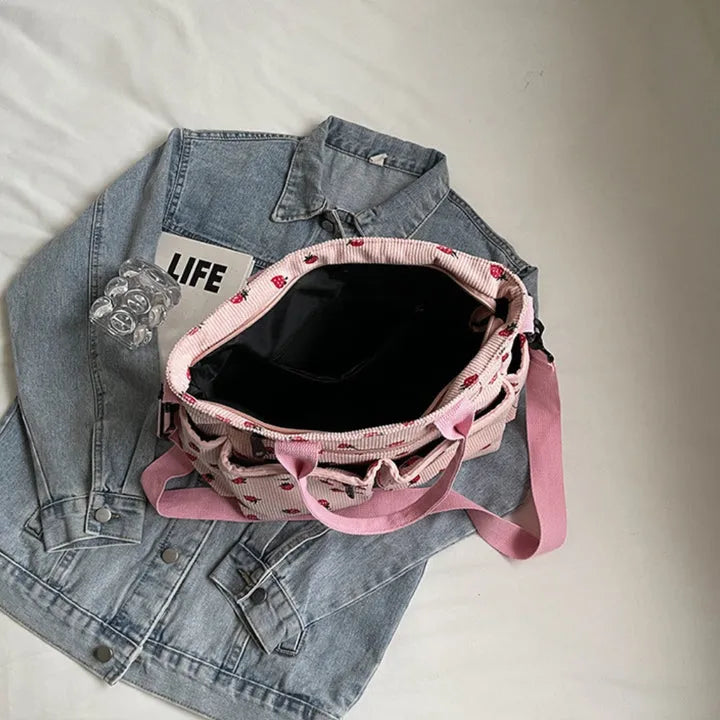 Kanna | Corduroy & Strawberry