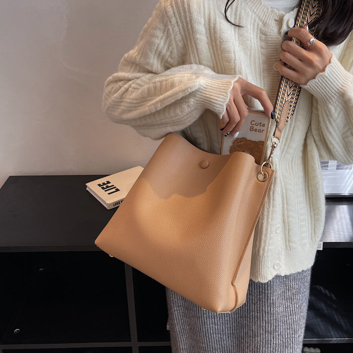 Montelise | Crossbody Bucket Bag