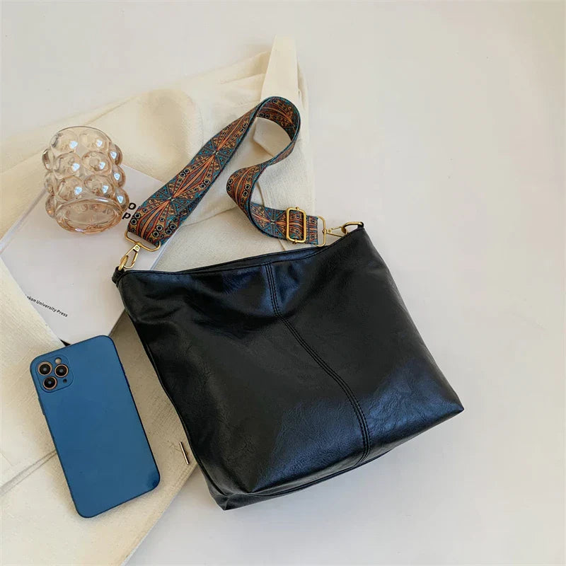 Boyah | Crossbody Bag